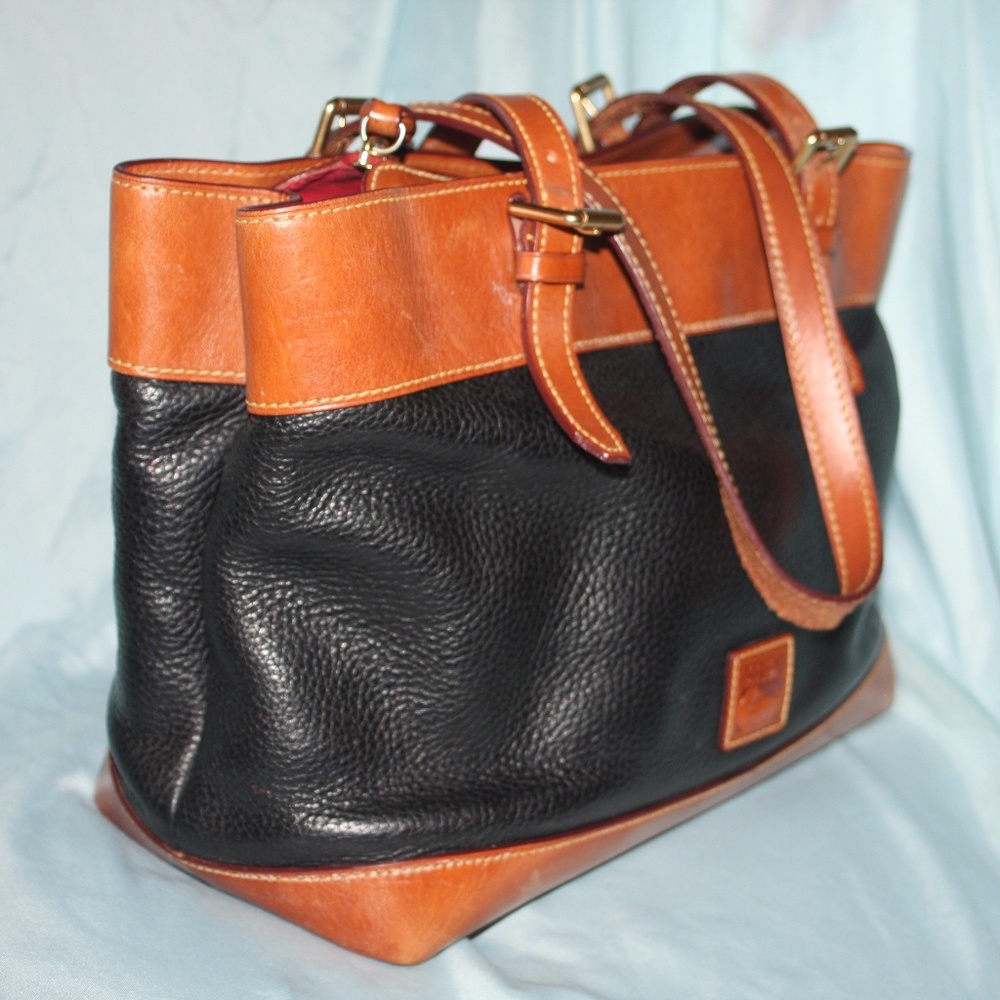 Nice Dooney and Burke next day shipping